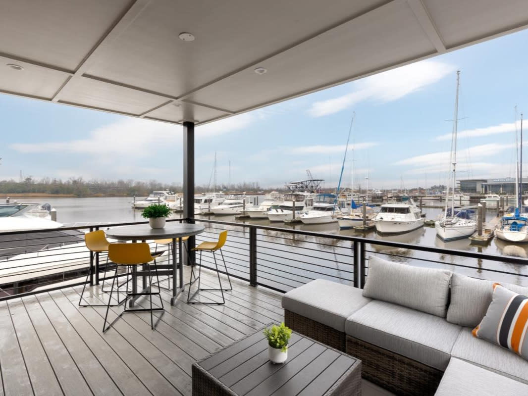 Upper deck on houseboat in downtown Wilmington
