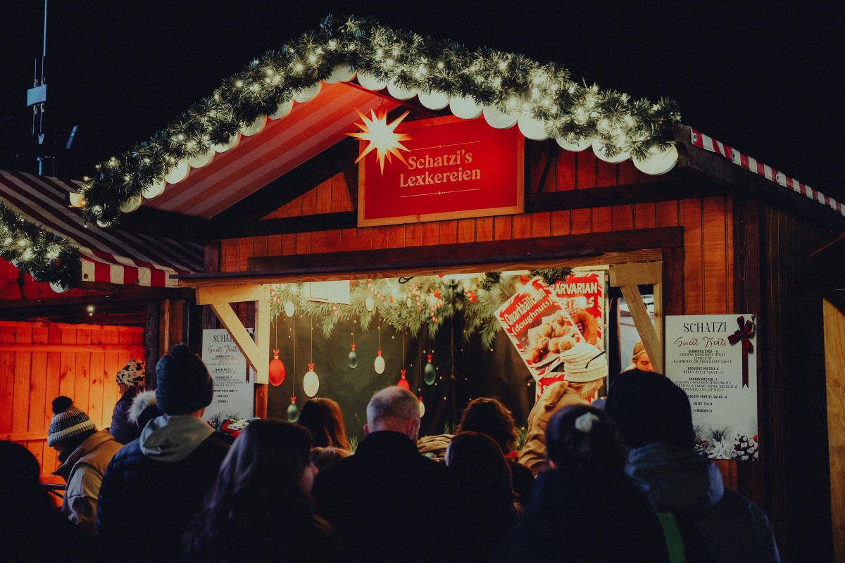 vendor hut at the Cullman Christkindlmarkt