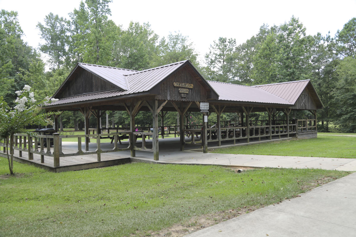 Twin Oaks Park