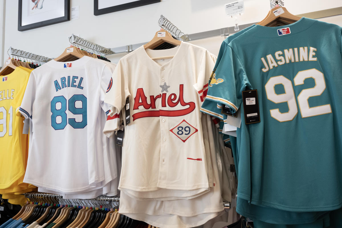 Local Artist, Best Souverniers, Custom Jersey, S. Preston Designs