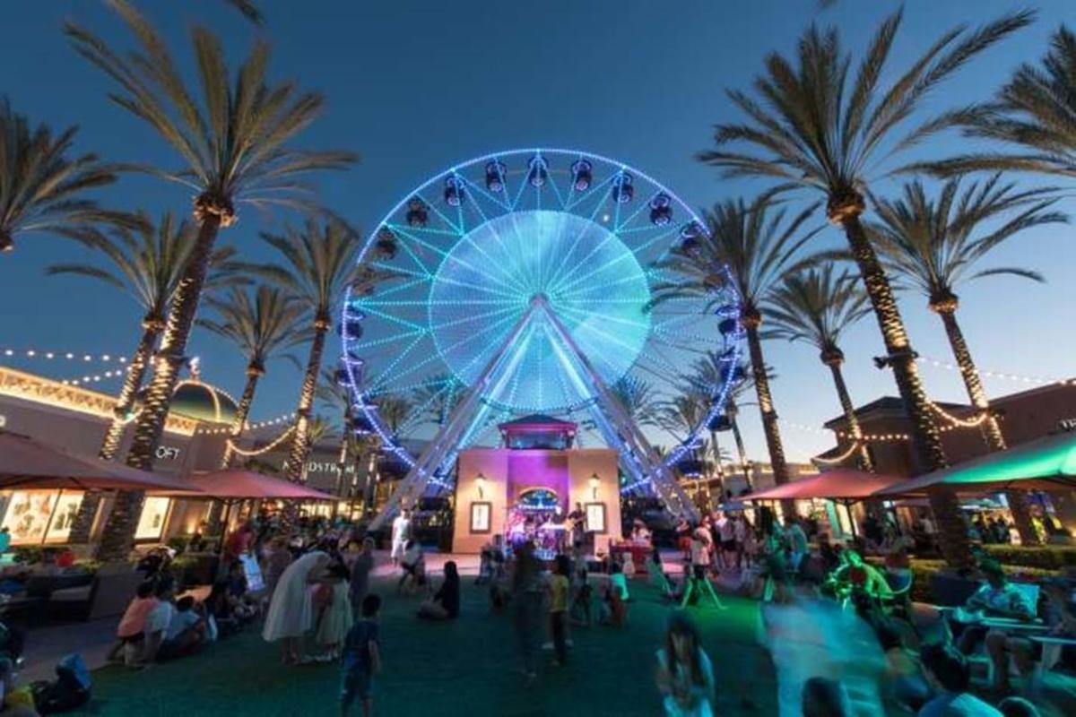 Irvine Spectrum Ferris Wheel