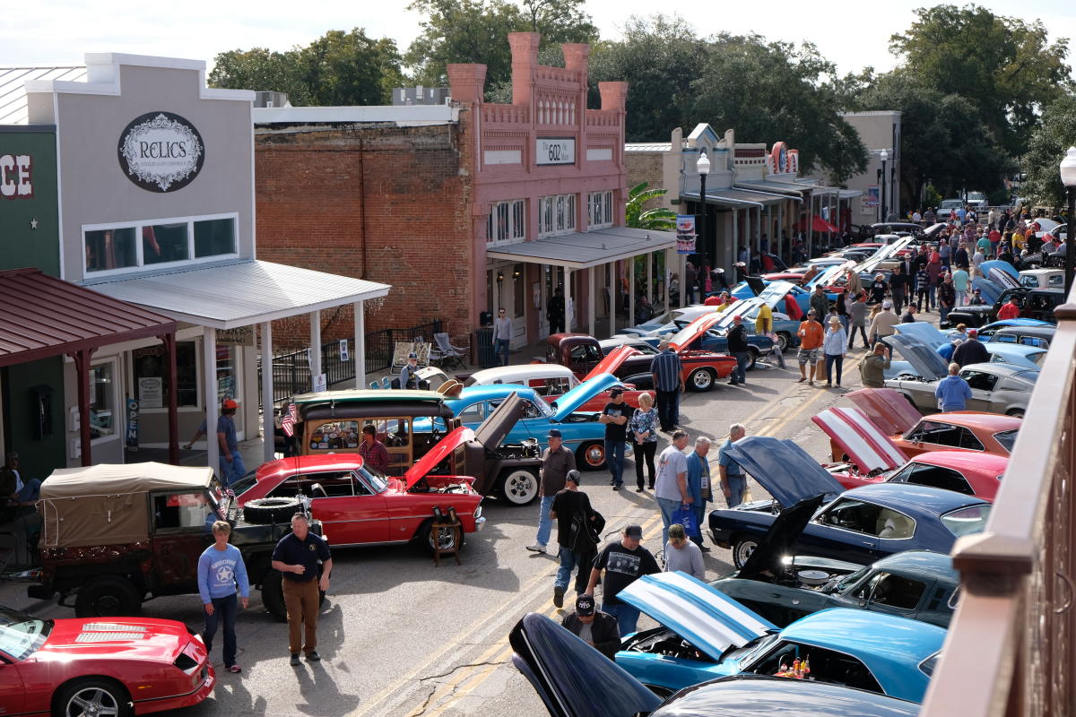 Veteran's Day Car Show