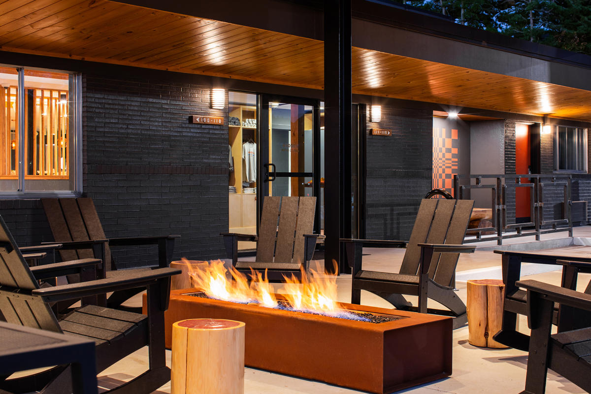 Rhode's Outdoor Firepit