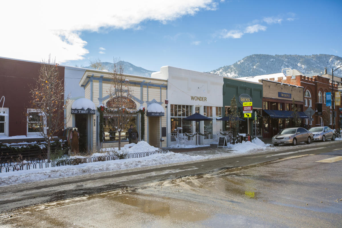 West end Pearl Street storefronts in Wintertime