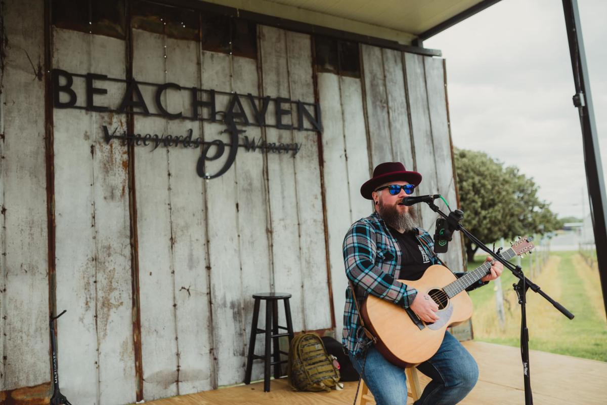 Singer at Beachaven Vineyards & Winery