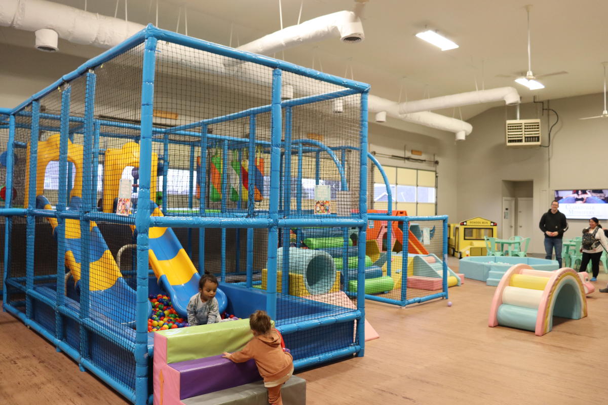 Kids playing at Mochas and Minis playzone