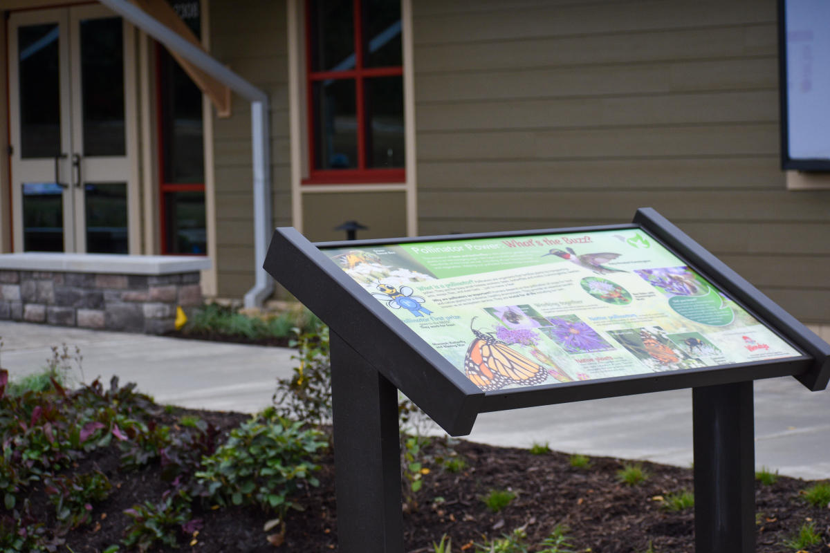 Sign at Wade Bourne Nature Center