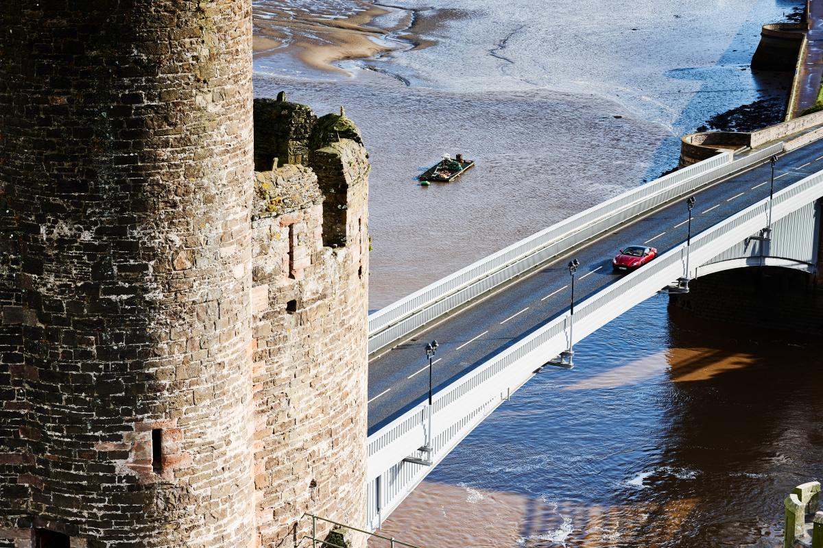 Aston Martin in Conwy