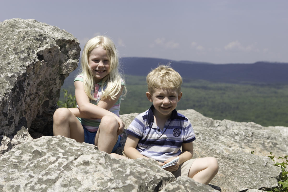 Kids at Pine Grove Furnace-8 peak