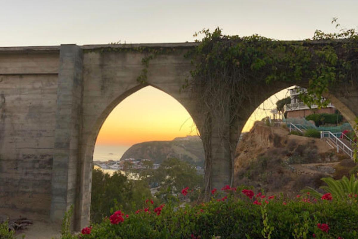 Sunset behind the Dana Point Bluff Top Trail Arches