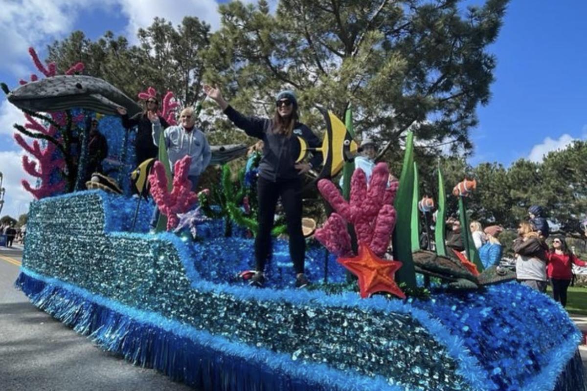 Festival of Whales Parade