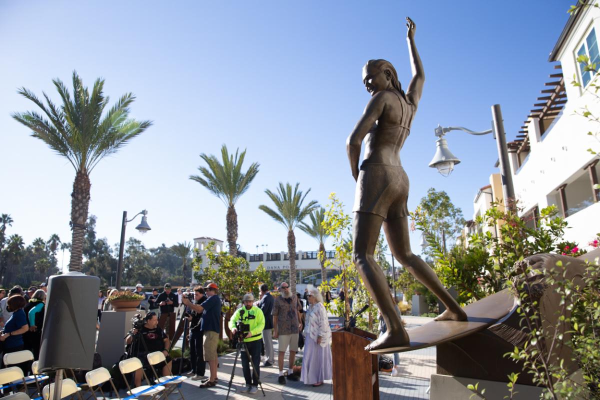 Joyce Hoffman commerative statue at Watermans