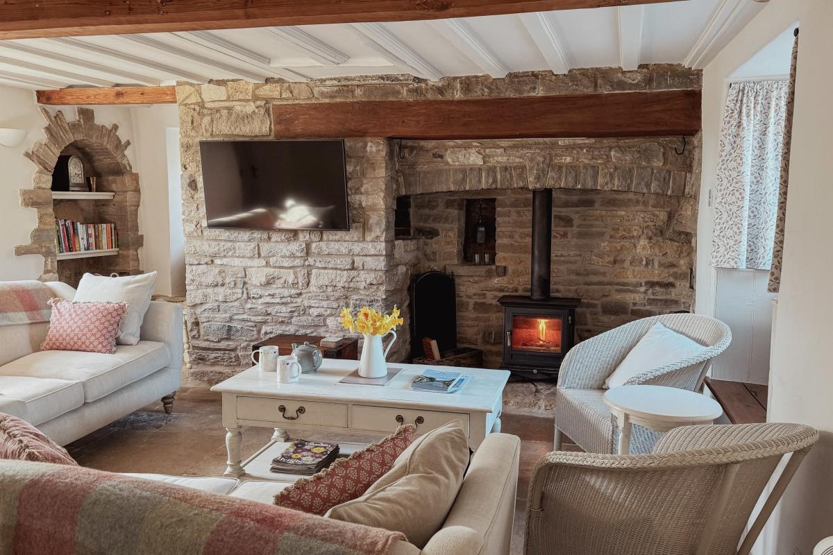 Honeysuckle Cottage, Dorset Cottage Holidays