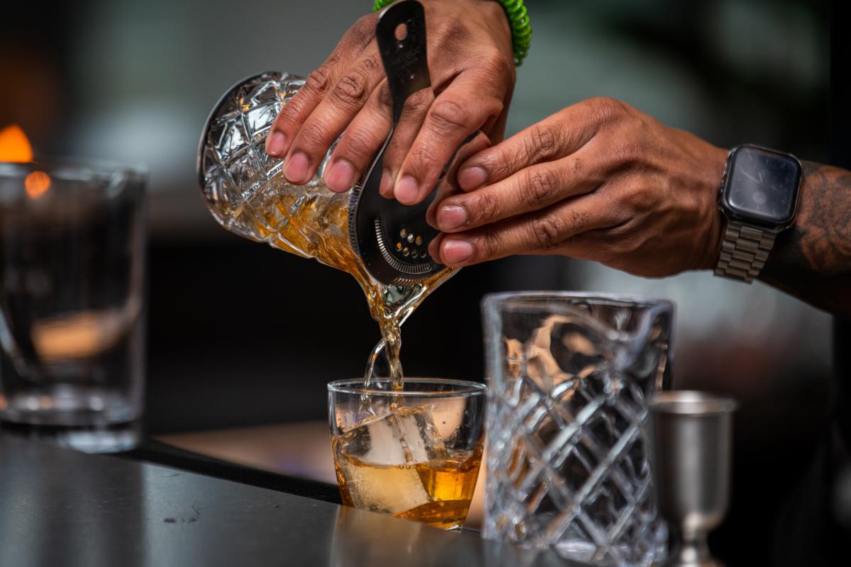 Bar Peri Drink AC Hotel
