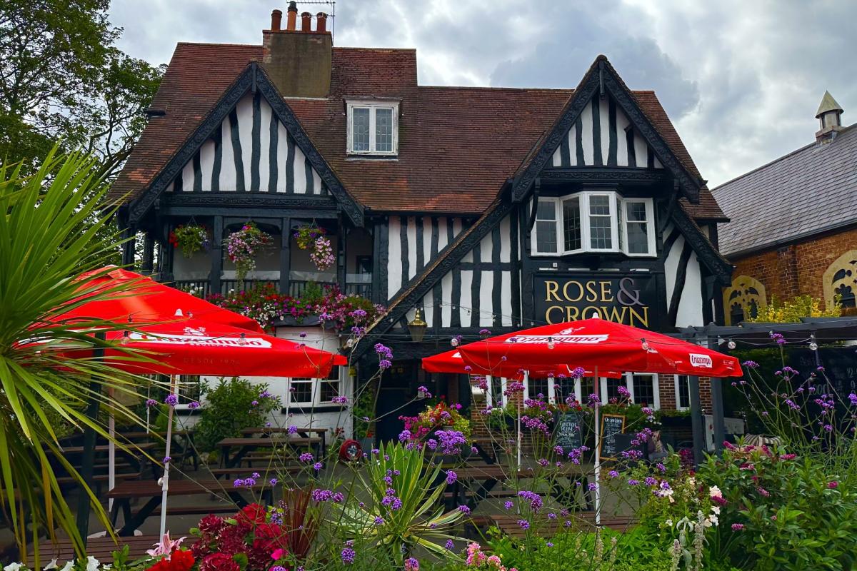 an exterior image of Rose & Crown Beverley