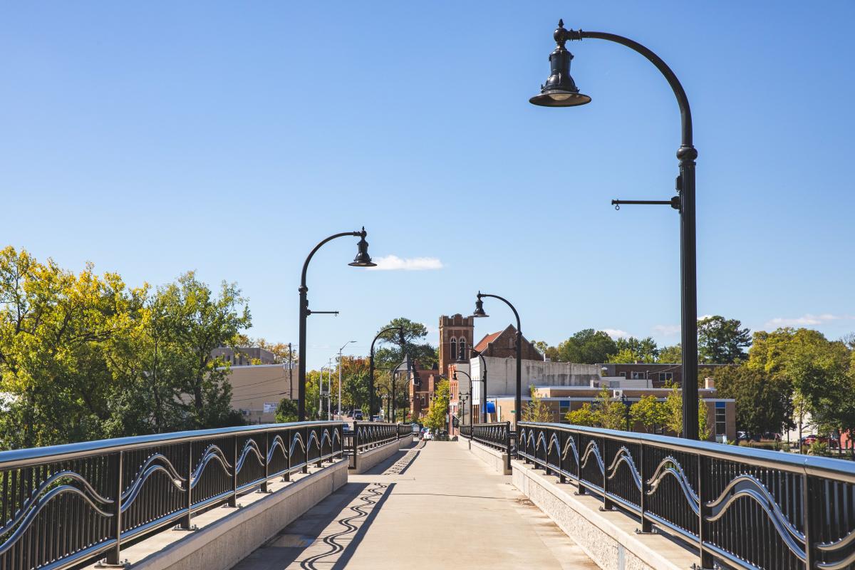 Grand Avenue Bridge in downtown Eau Claire in the summer