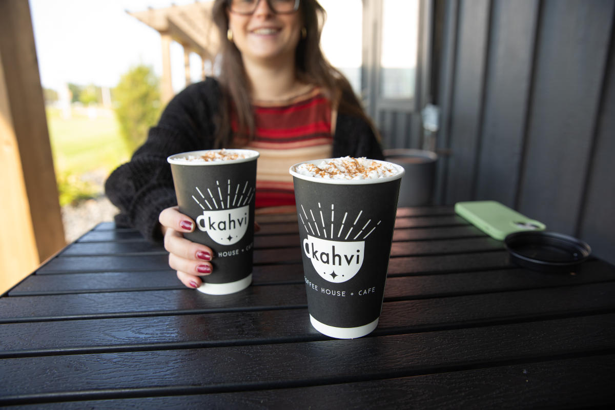 Two coffee cups at Kahvi on the patio