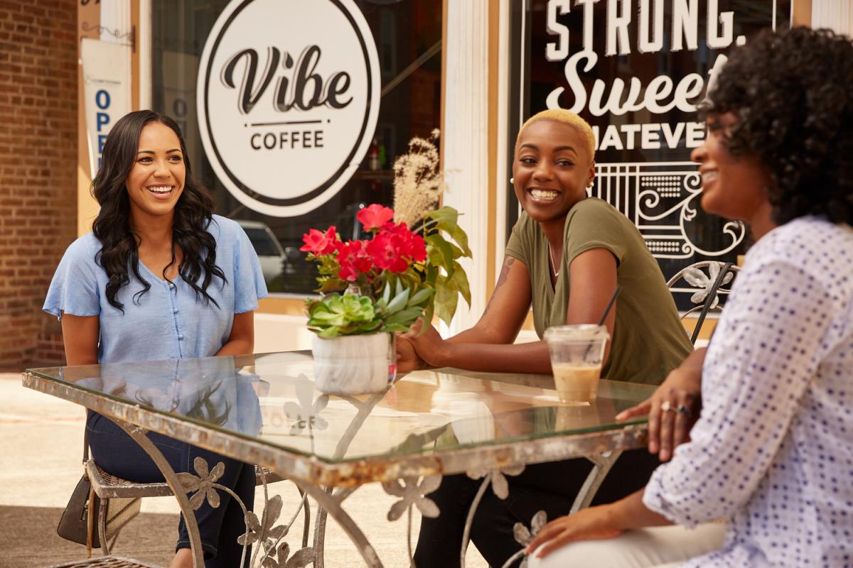 Girls outside of Vibe Coffee