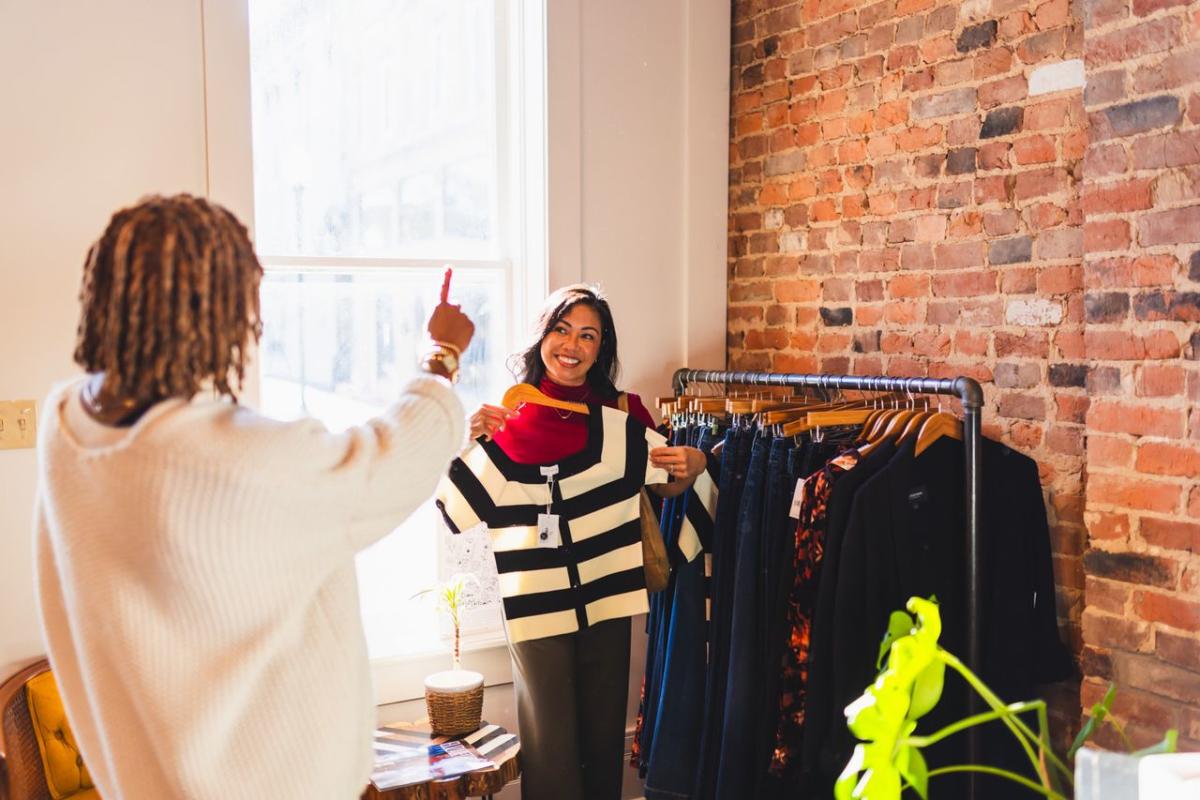 Women shopping at Raiment & Boone, located in Downtown Elizabethtown, KY