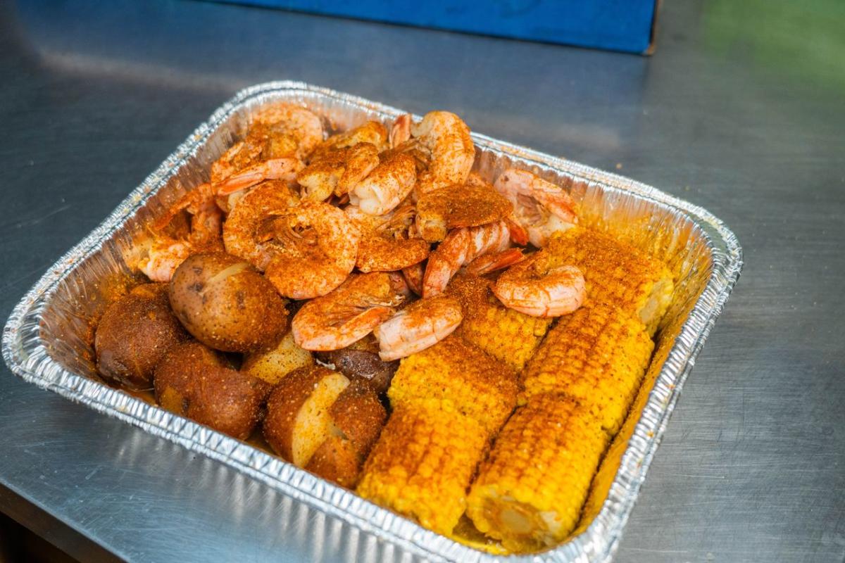 Shrimp boil at Gulf Coast Connection located in Elizabethtown, Kentucky.