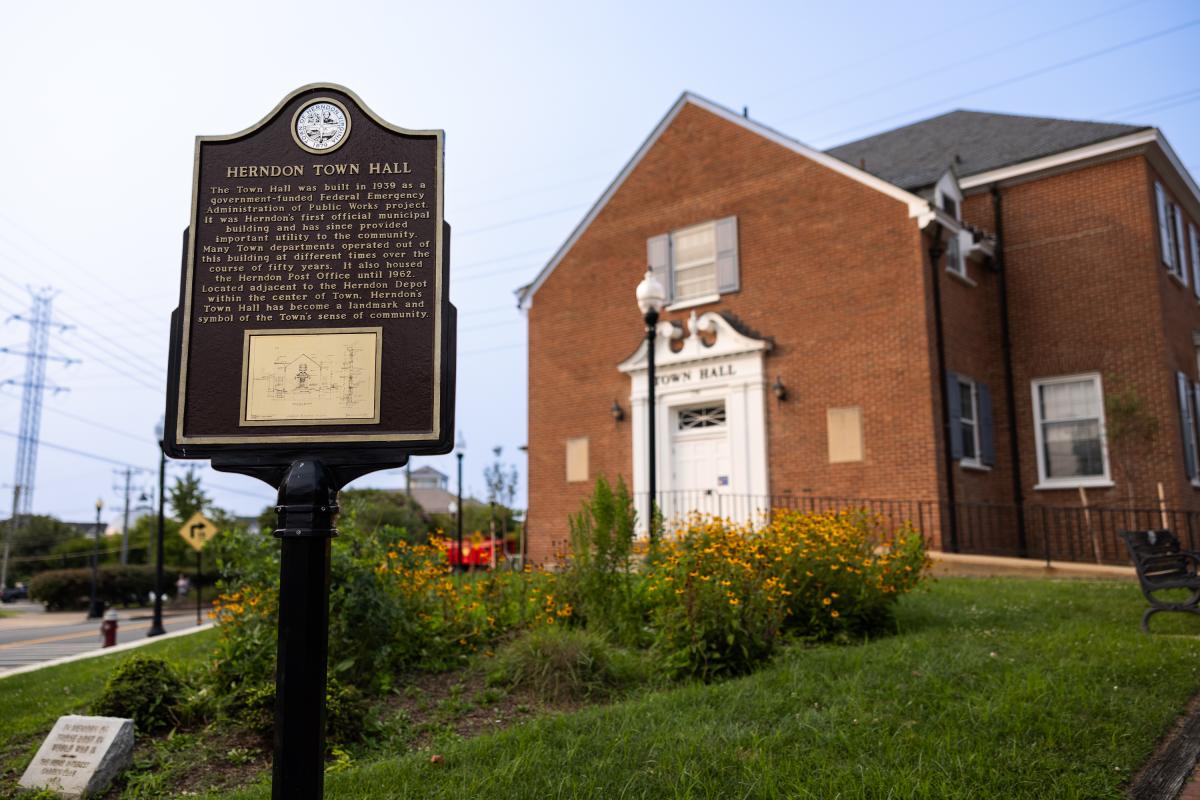 Herndon - Town Hall - Historic Towns - April Greer - OBVFX - History
