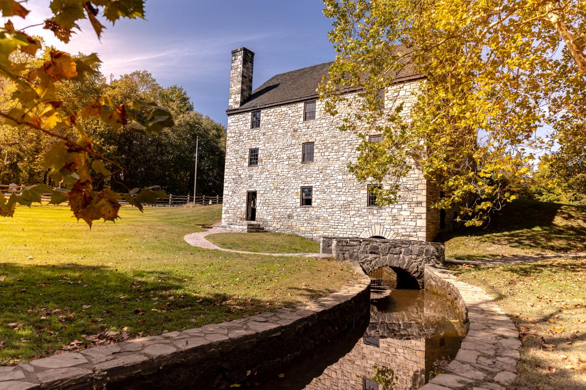George Washington’s Distillery and Gristmill - Fall