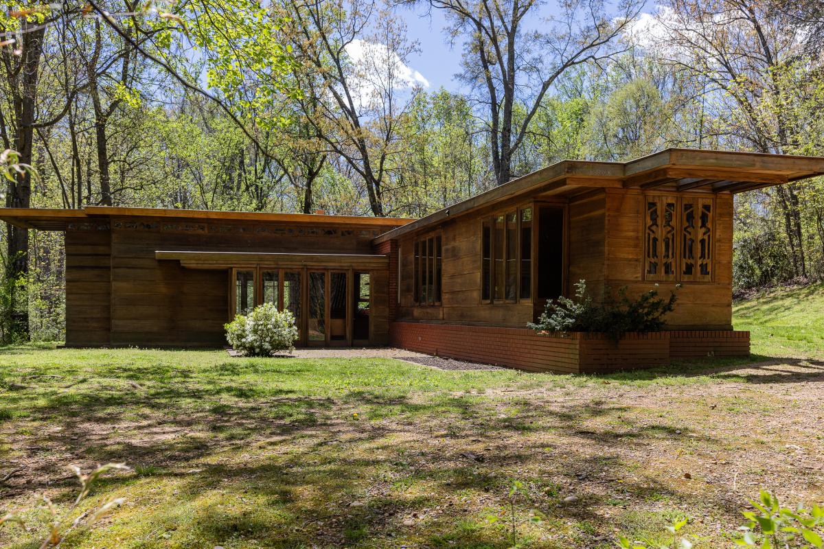 Log Cabin Centered Front in Spring