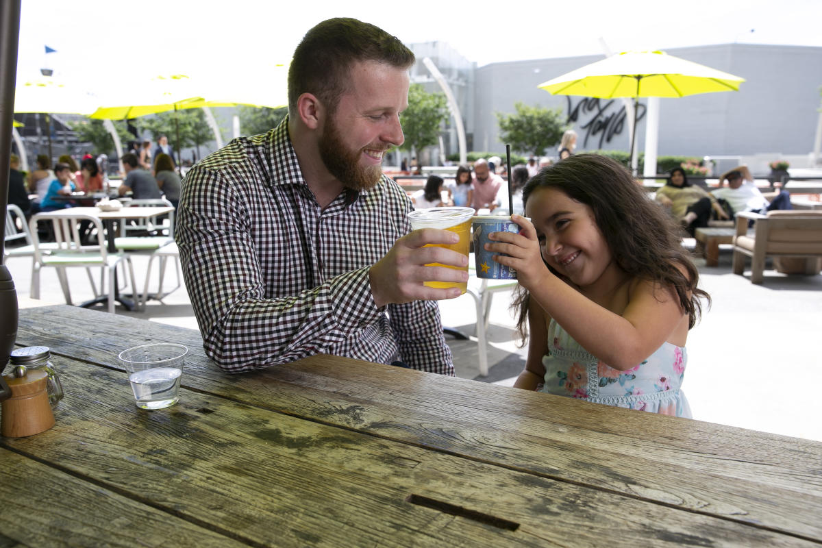 Tysons Corner Center - Father and Daughter - Food and Drinks