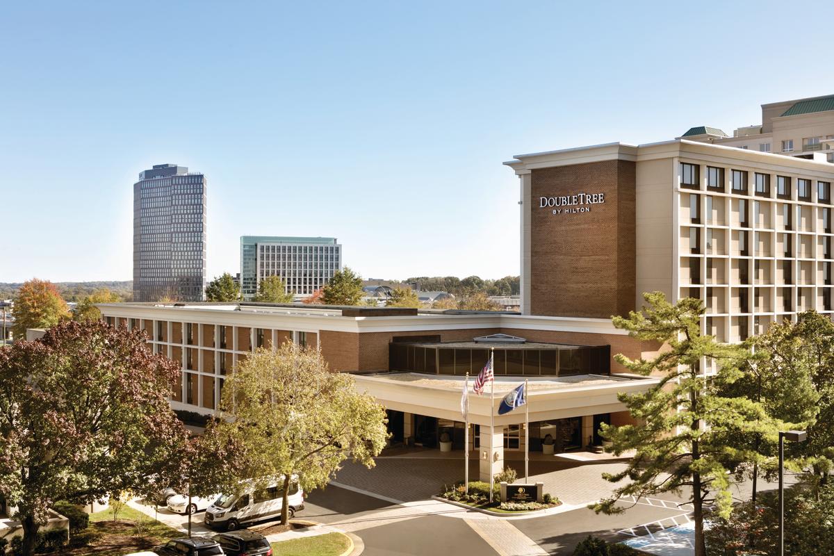 DoubleTree by Hilton McLean Tysons - Hotels