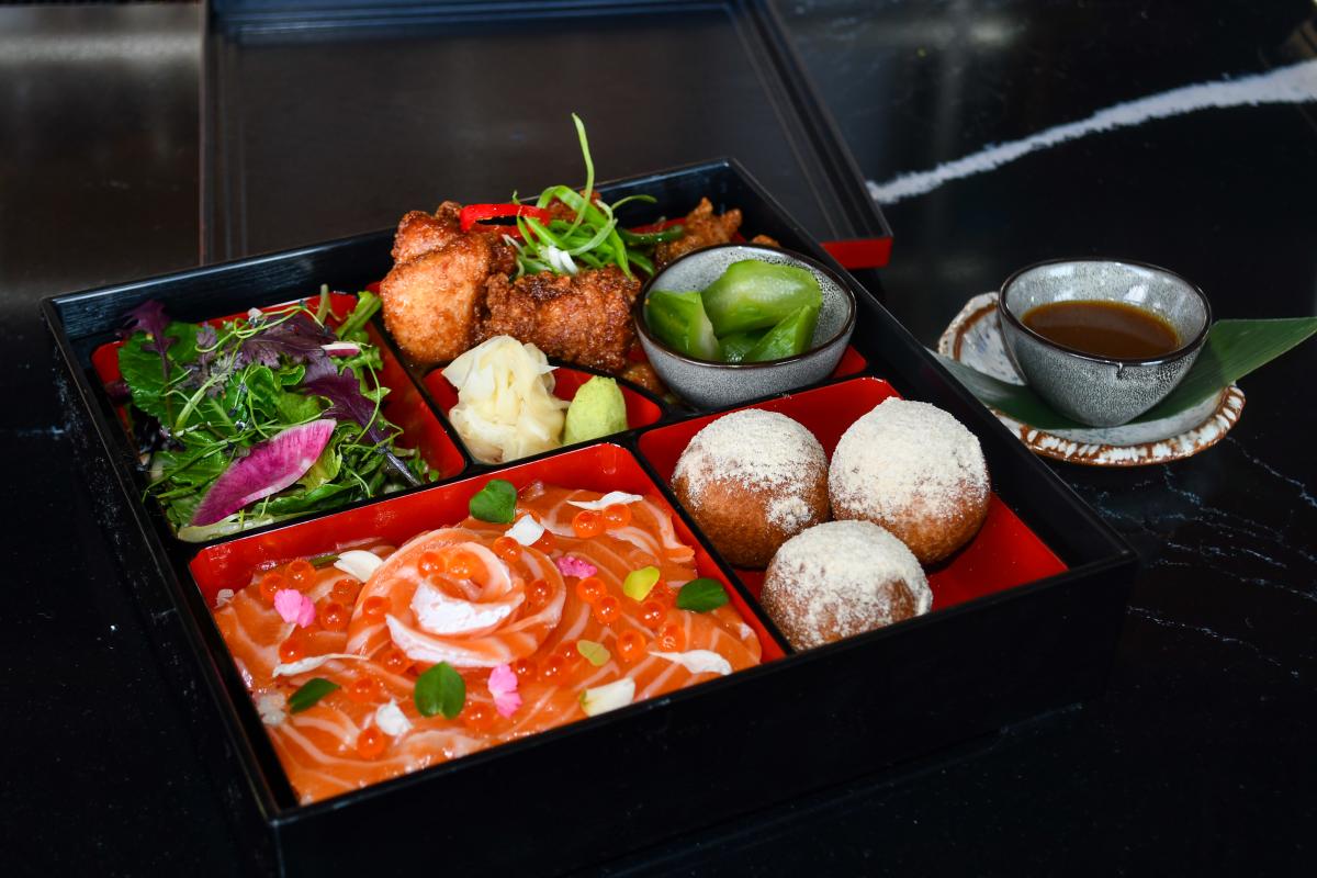 Hanami Bento Box