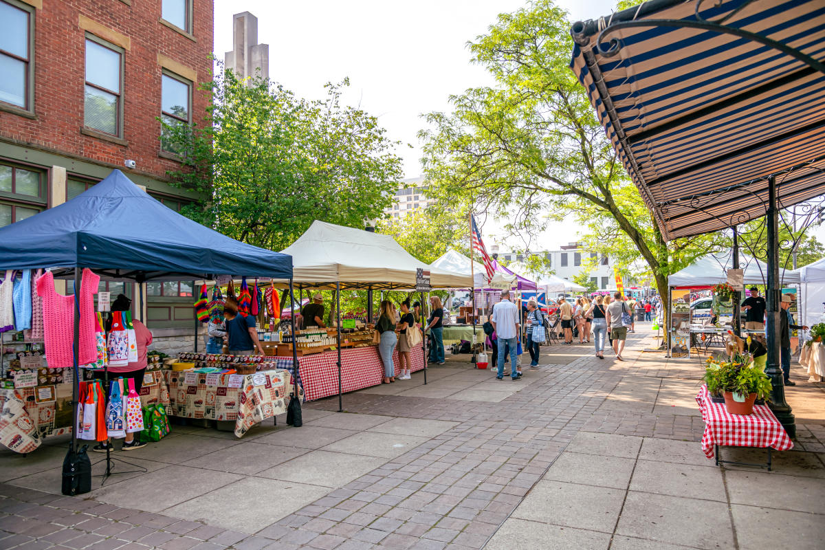 YLNI Farmers Market