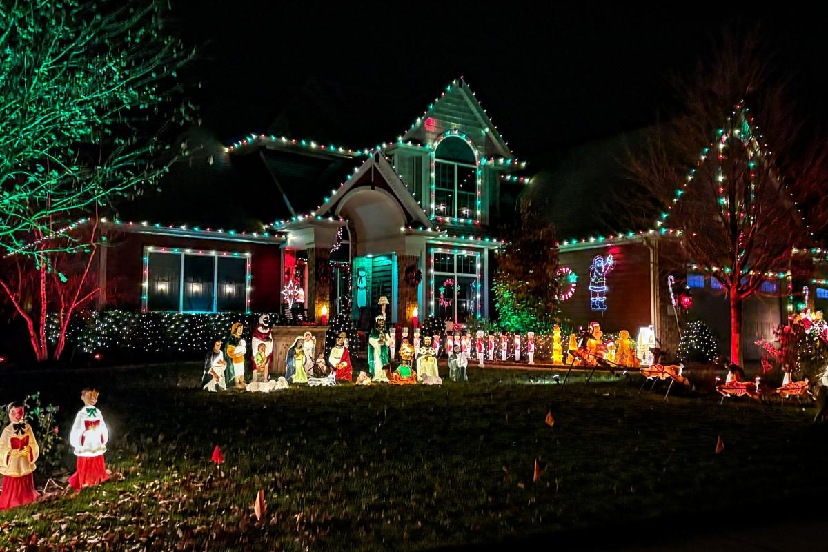A holiday lights display at 17524 Consta Verde Lane in Leo