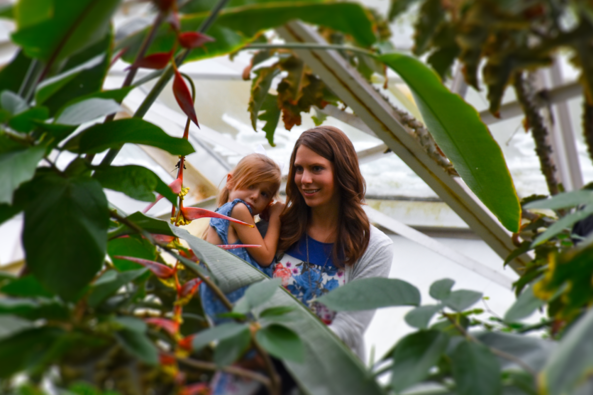 Mother and daughter at the Botanical Conservatory