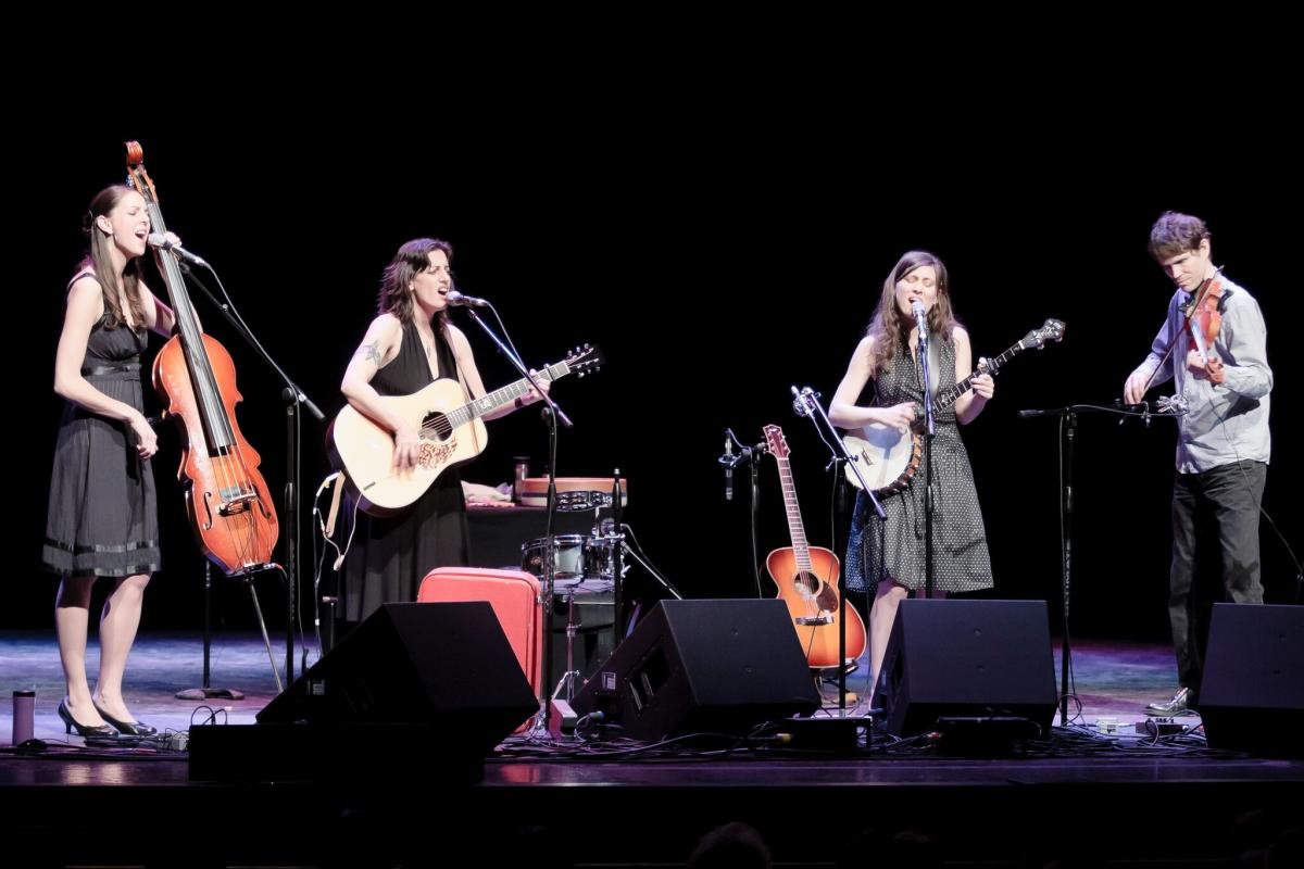 Wailin Jennys Performance at the Weinberg