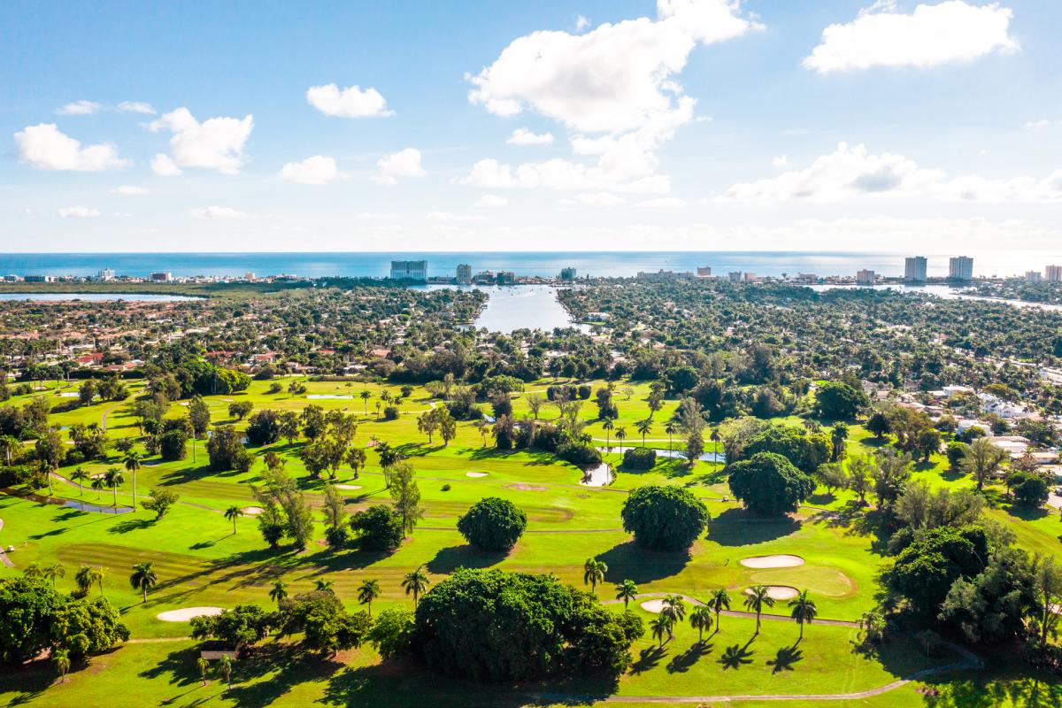 Hollywood Beach Golf Resort