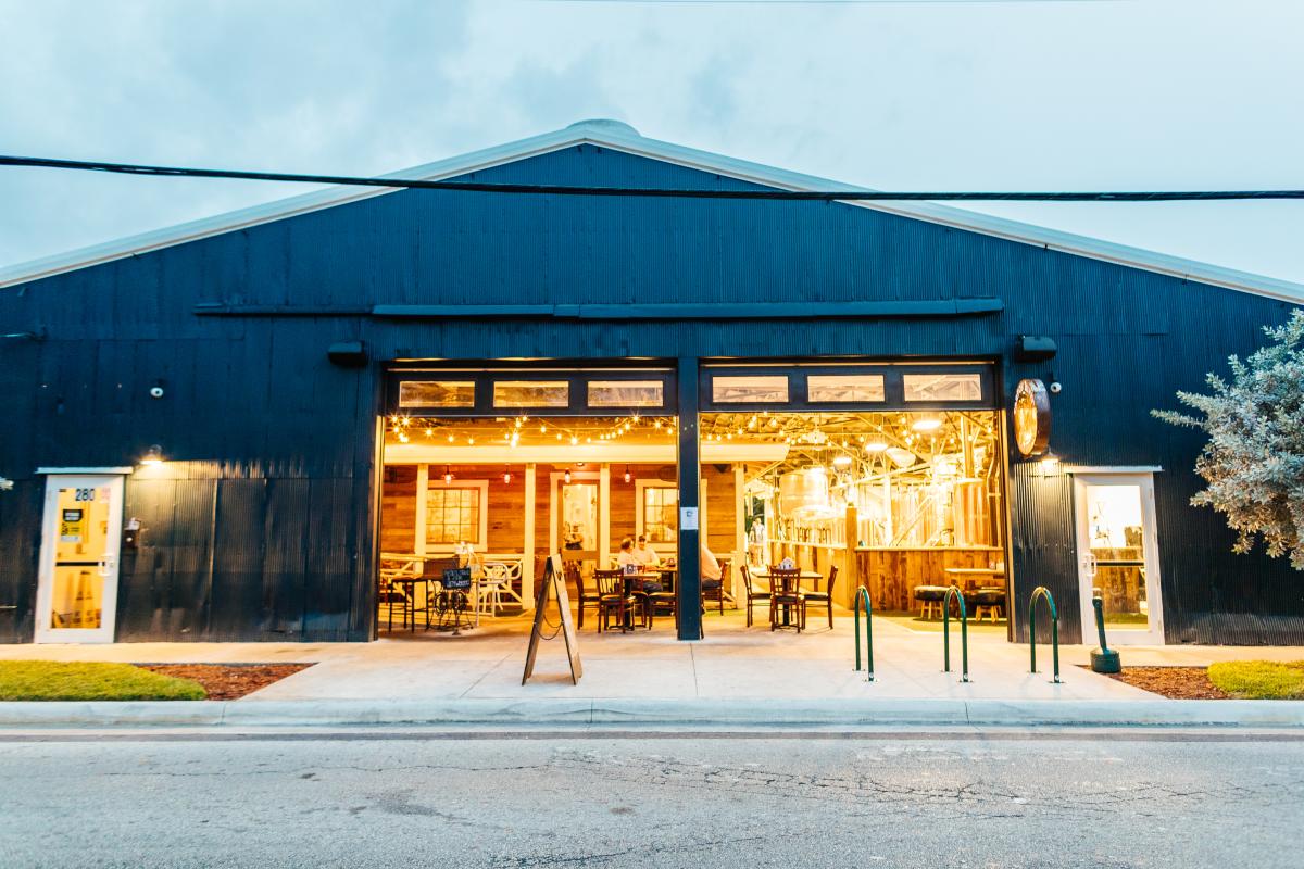 Tarpon River Brewing exterior