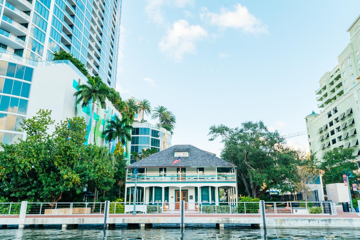 Outside view of Stranahan House
