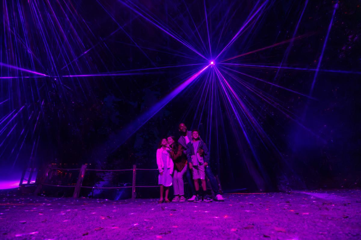 astra lumina anakeesta