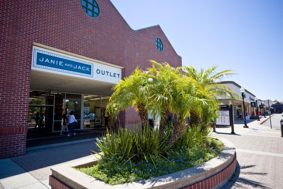 Gilroy Premium Outlets