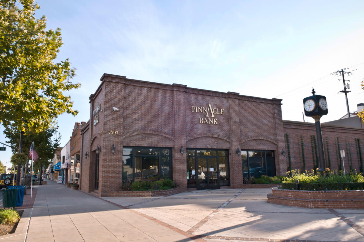 Pinnacle Bank