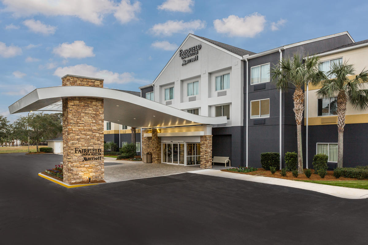 Fairfield Inn & Suites is a hotel near the airport in Brunswick, GA.