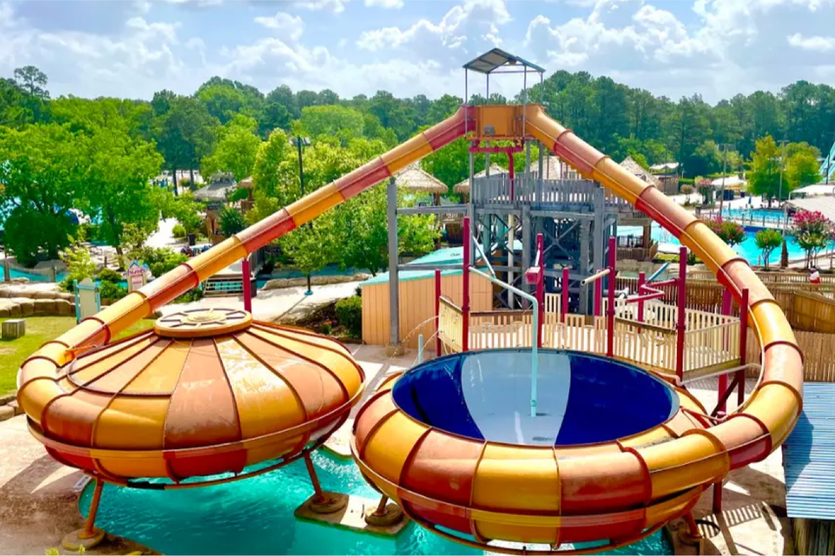 Six Flags Hurricane Harbor Splashtown