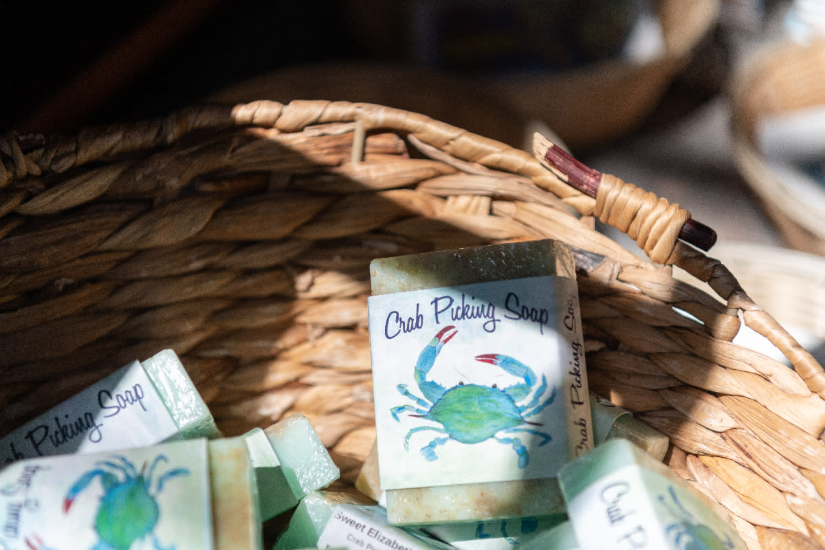 A picture of crab picking soap 