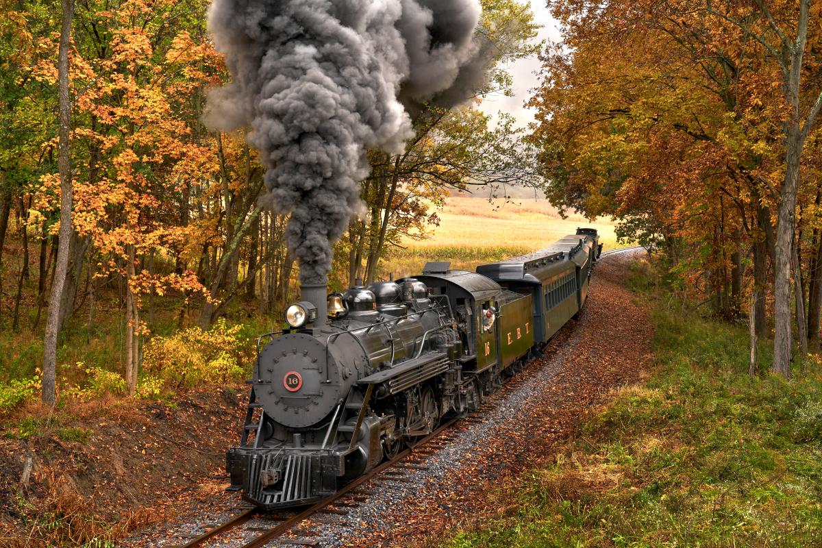 East Broad Top Railroad #16 in Fall