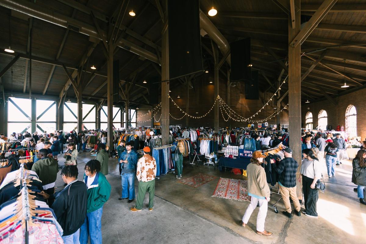 Vintage shoppers in Huntsville, Alabama