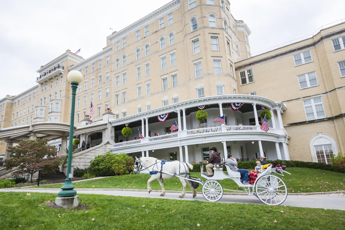 French Lick Horse Drawn Carriage