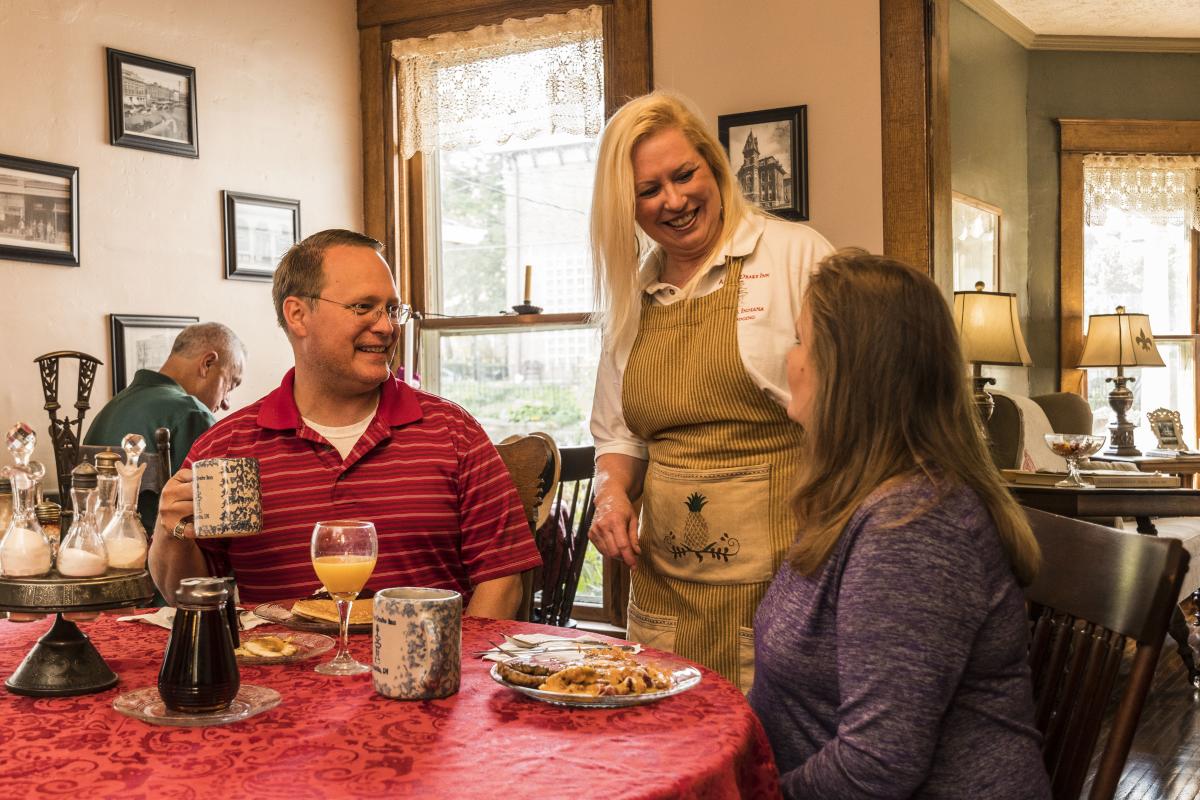 Waitress serving at Ashley-Drake Historic in in Franklin Festival Country