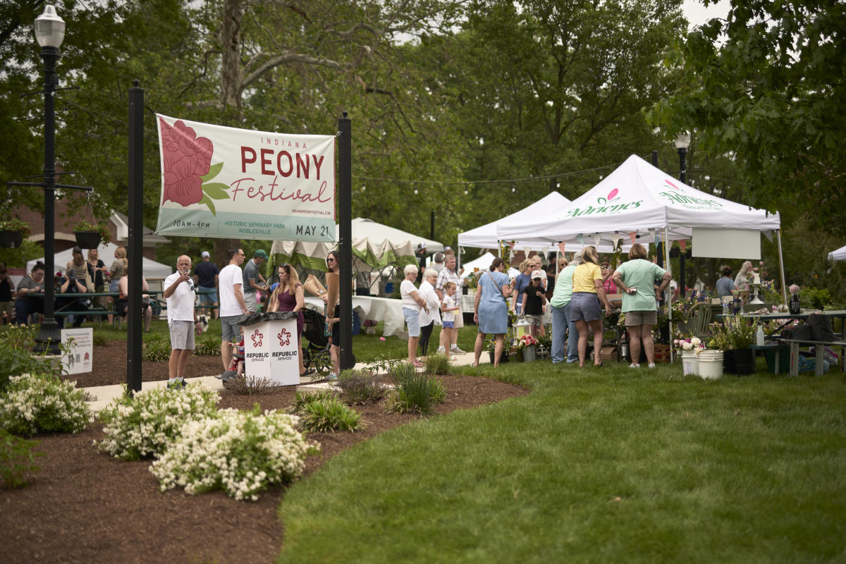 Indiana Peony Festival with signage, Noblesville