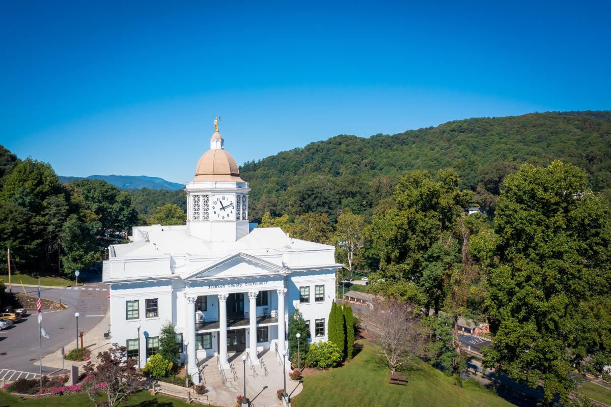 Photo of Jackson County historic courthouse is Sylva, NC