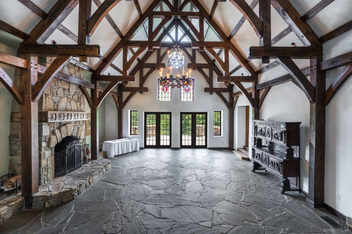 castle ladyhawke interior